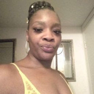 Meet your Posher, Candice